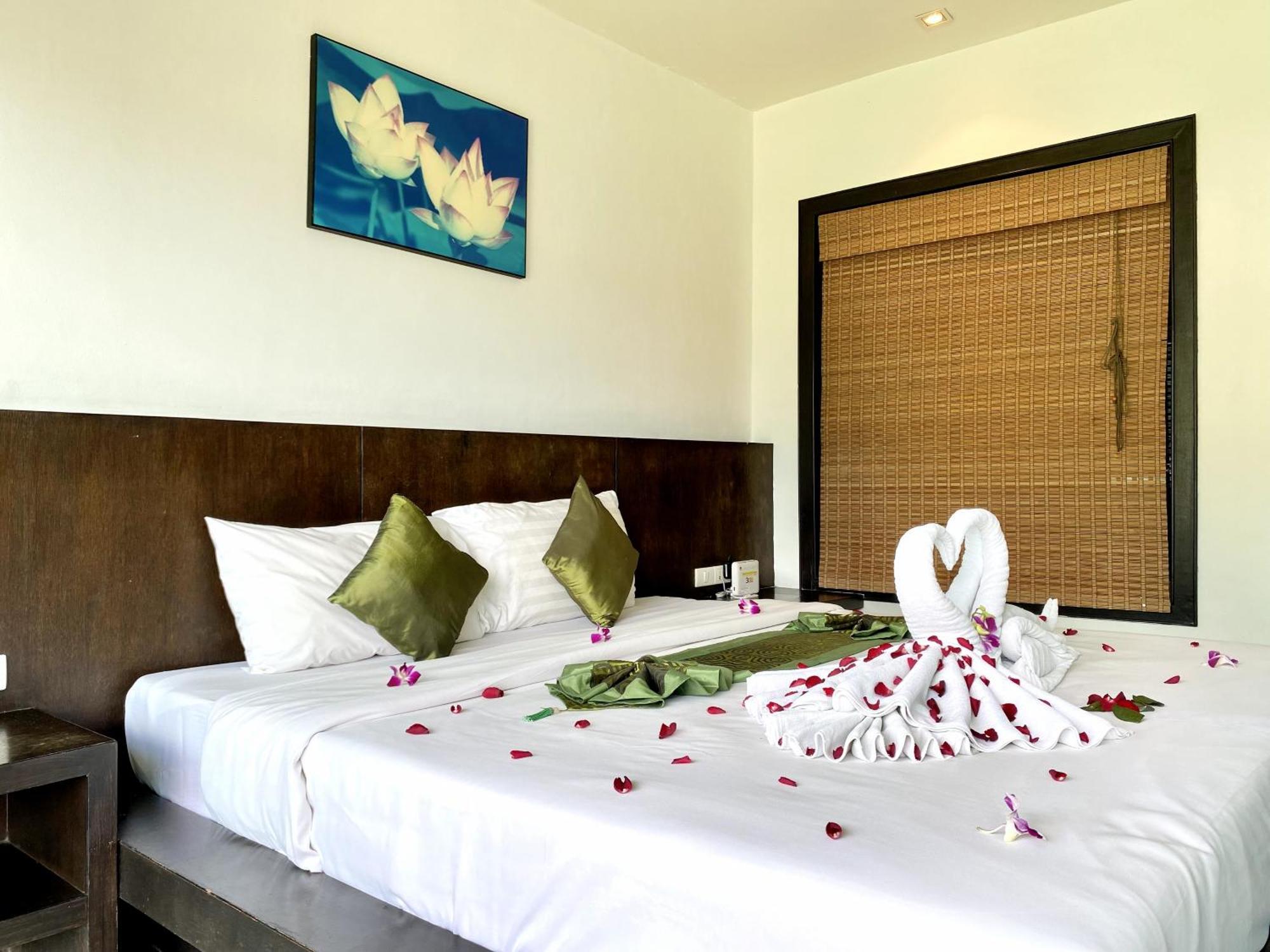 Apk Resort Patong Kültér fotó